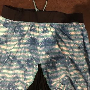 Blue print lululemon shorts